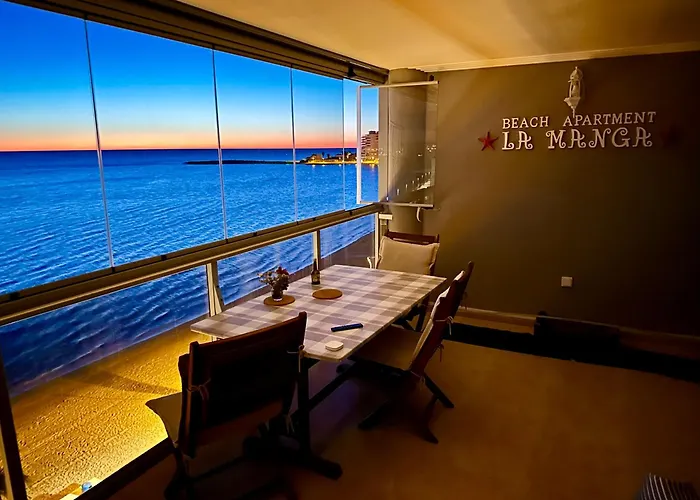 Beach Apartment La Manga 아파트