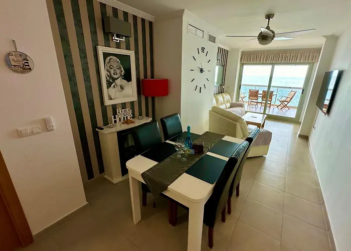 아파트 Beach Apartment La Manga 라망가델마르메노