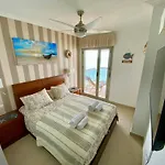 Beach Apartment La Manga 아파트 라망가델마르메노